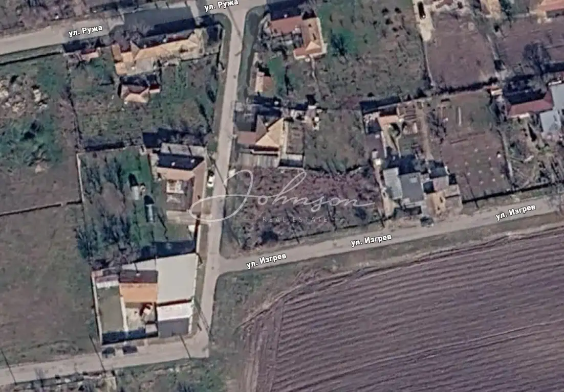 Plot of land in the village of Chernevo 1